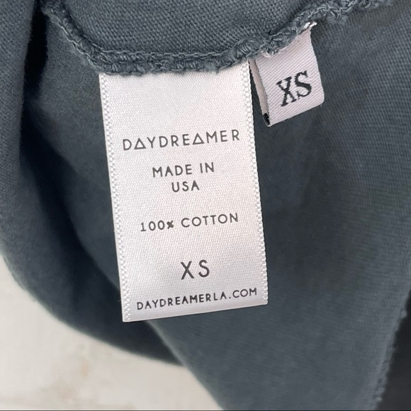 DAYDREAMER Dreamers American Tour Cropped Graphic Tee - Picture 6 of 7